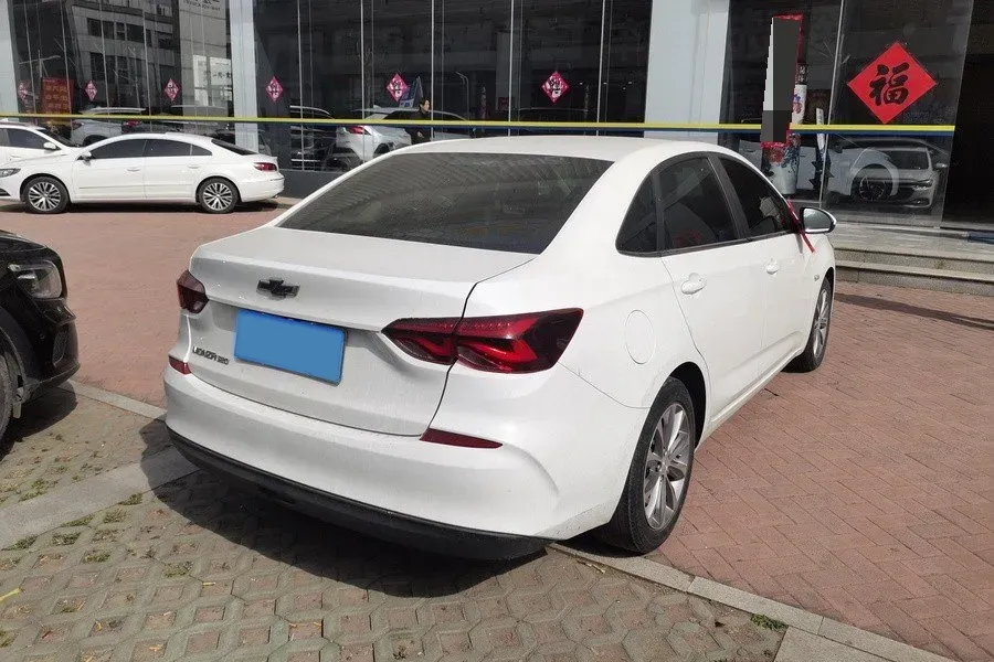 2022 Chevrolet Monza 1.5L 113HP L4 6AT,autocango,china used car exporter,china ev exporter,chinese used car exporter,chinese used ev exporter