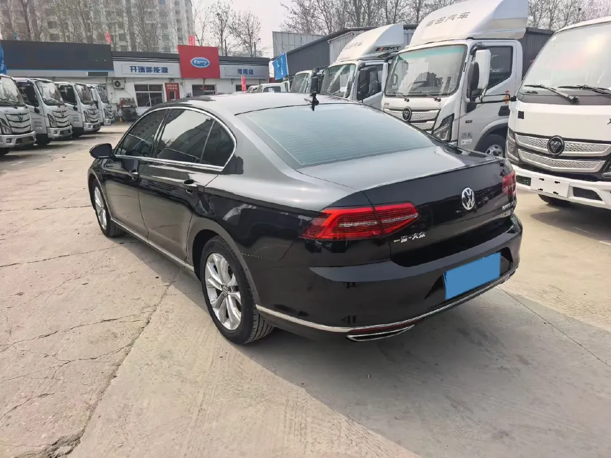 2018 Volkswagen Magotan 1.8T 180HP L4 7DCT,autocango,china used car exporter,china ev exporter,chinese used car exporter,chinese used ev exporter