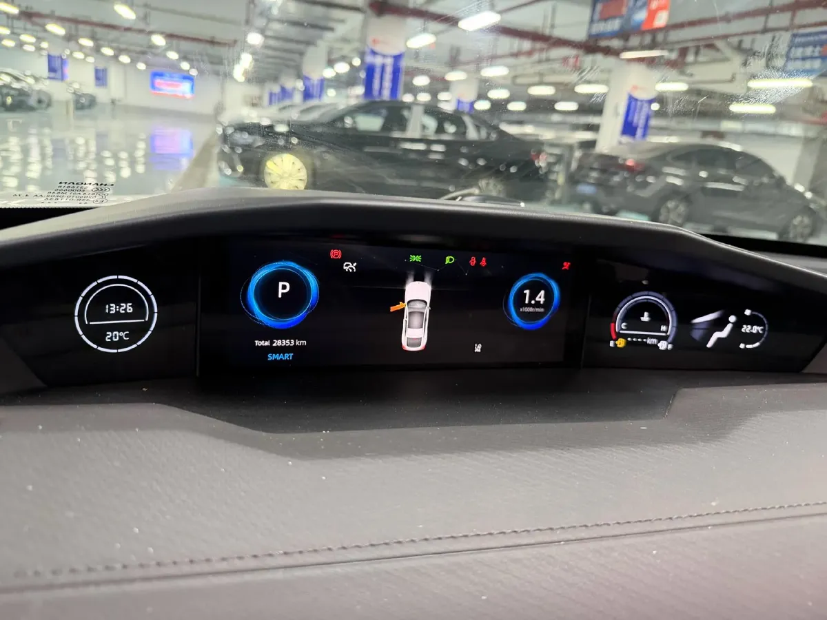 2024 ChangAn UNI-V 1.5T 188HP L4 7DCT,autocango,china used car exporter,china ev exporter,chinese used car exporter,chinese used ev exporter