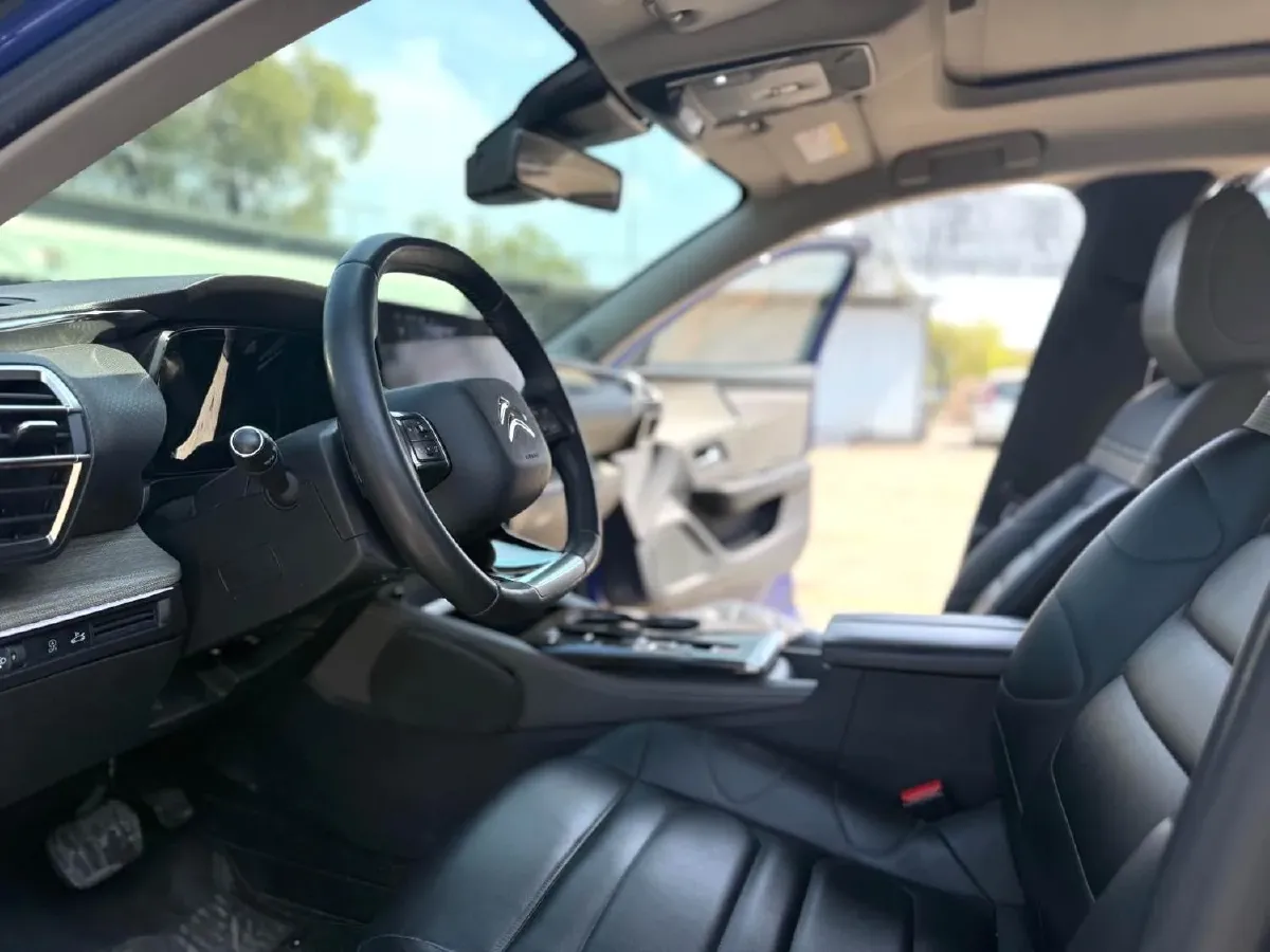 2021 Citroen C5 X 1.6T 175HP L4 8AT,autocango,china used car exporter,china ev exporter,chinese used car exporter,chinese used ev exporter