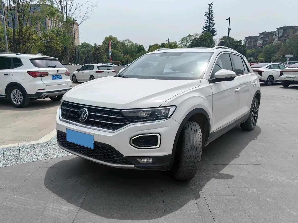 2023 Volkswagen T-Roc 1.4T 150HP L4 7DCT,autocango,china used car exporter,china ev exporter,chinese used car exporter,chinese used ev exporter