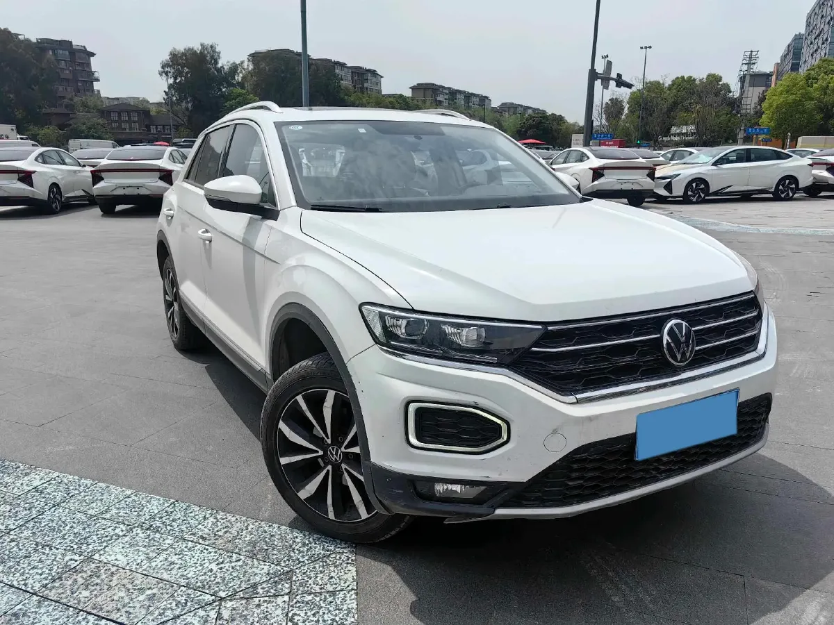 2023 Volkswagen T-Roc 1.4T 150HP L4 7DCT,autocango,china used car exporter,china ev exporter,chinese used car exporter,chinese used ev exporter