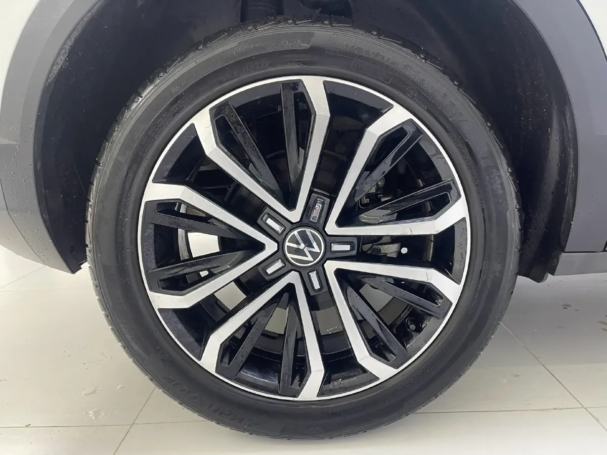 2022 Volkswagen T-Roc 1.4T 150HP L4 7DCT,autocango,china used car exporter,china ev exporter,chinese used car exporter,chinese used ev exporter