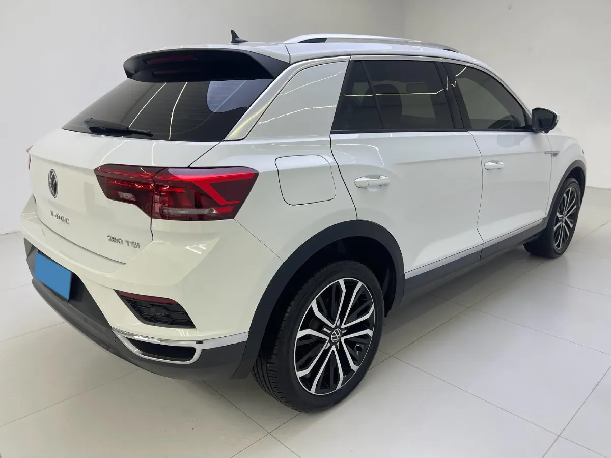 2022 Volkswagen T-Roc 1.4T 150HP L4 7DCT,autocango,china used car exporter,china ev exporter,chinese used car exporter,chinese used ev exporter