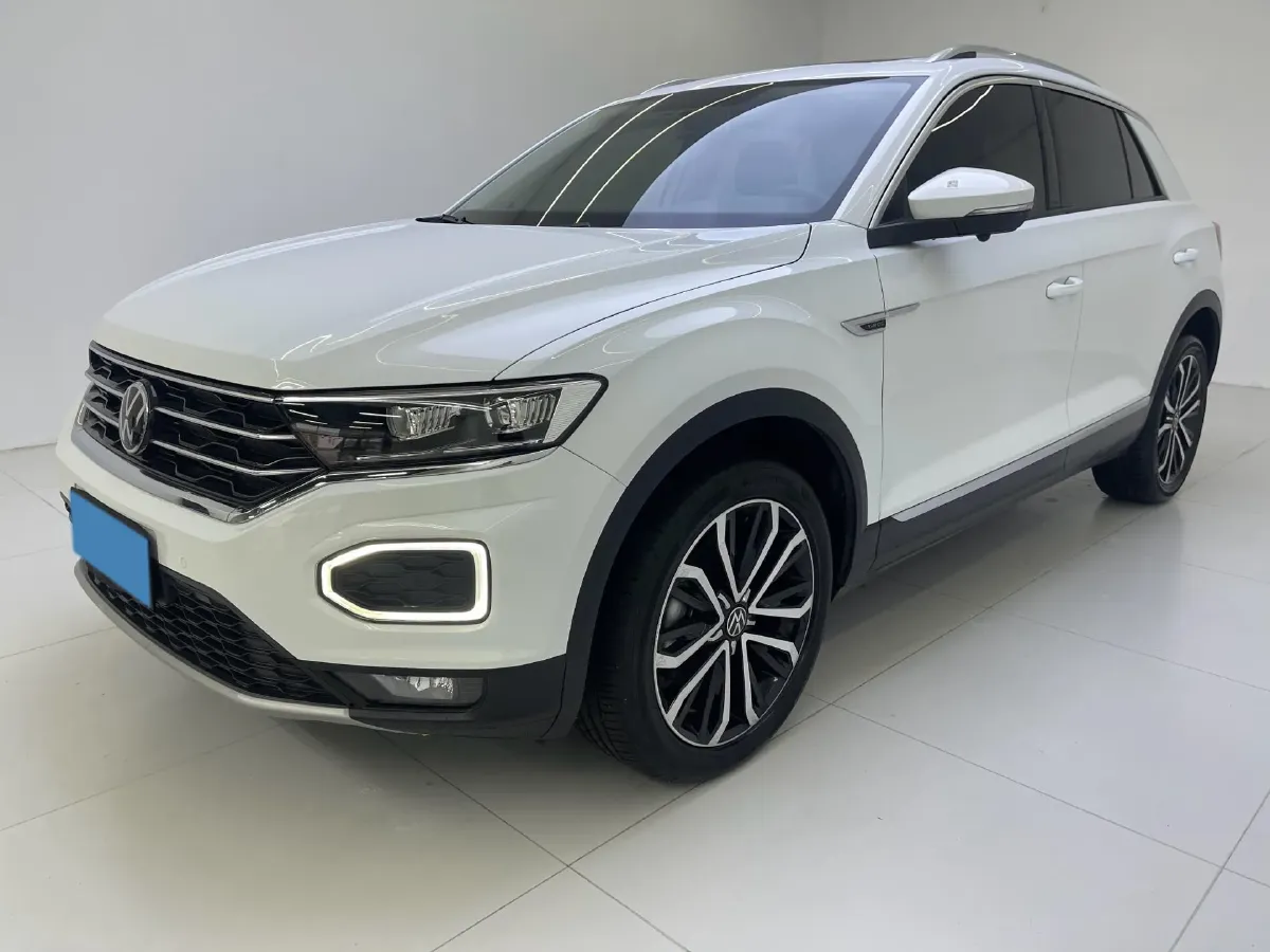 2022 Volkswagen T-Roc 1.4T 150HP L4 7DCT,autocango,china used car exporter,china ev exporter,chinese used car exporter,chinese used ev exporter
