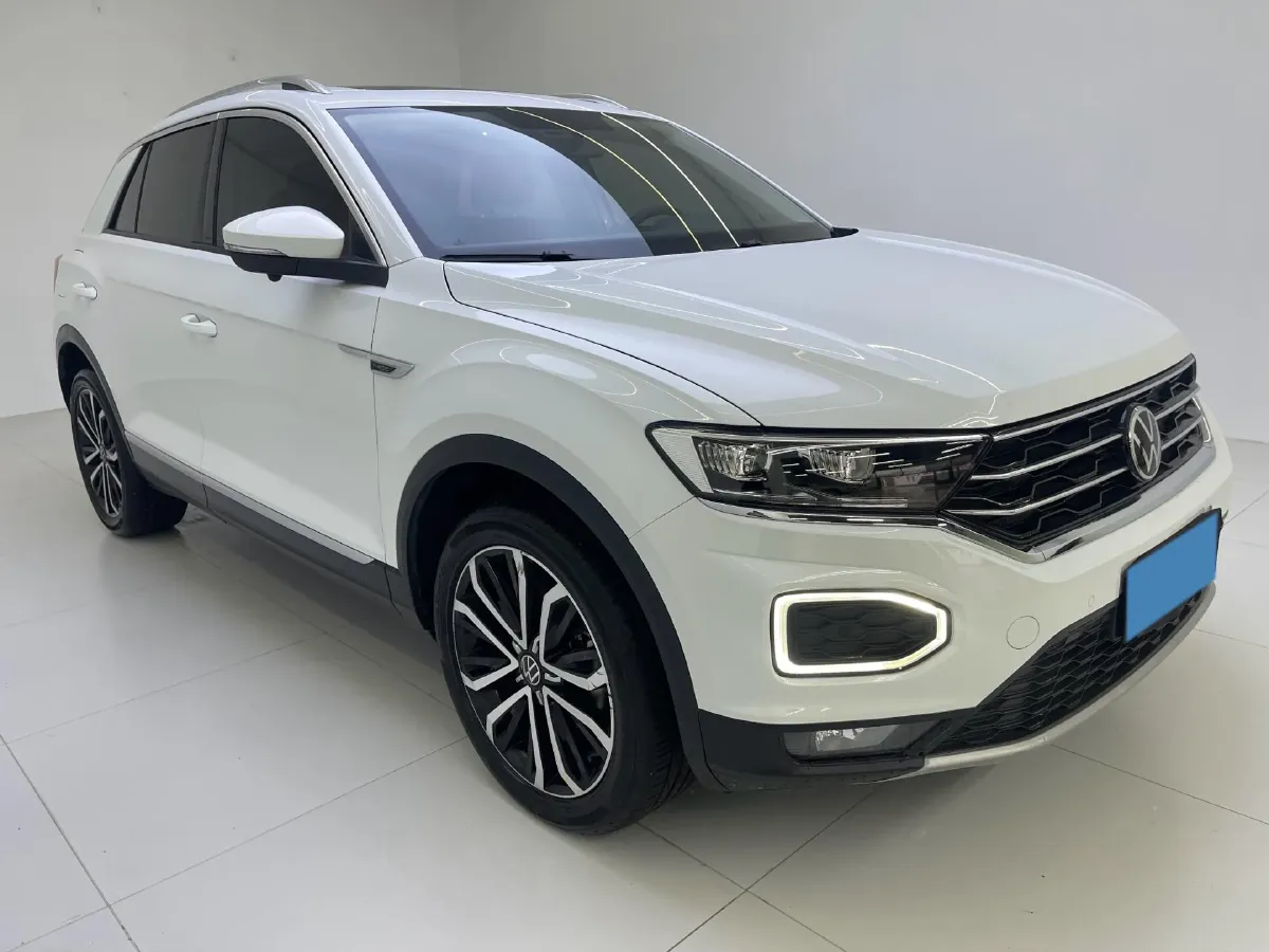 2022 Volkswagen T-Roc 1.4T 150HP L4 7DCT,autocango,china used car exporter,china ev exporter,chinese used car exporter,chinese used ev exporter