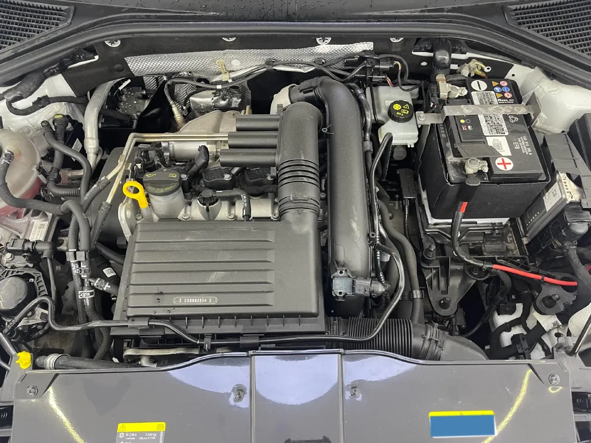 2022 Volkswagen T-Roc 1.4T 150HP L4 7DCT,autocango,china used car exporter,china ev exporter,chinese used car exporter,chinese used ev exporter