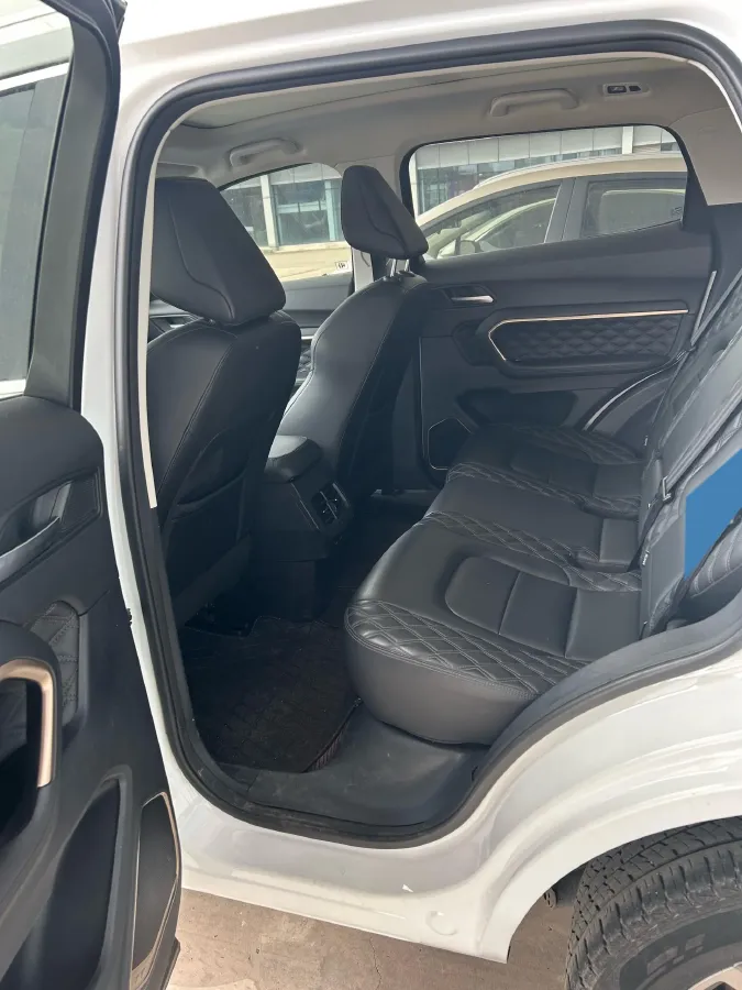 2020 Haval H6 2.0T 224HP L4 7DCT,autocango,china used car exporter,china ev exporter,chinese used car exporter,chinese used ev exporter