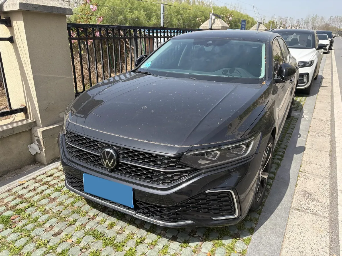 2022 Xpeng P7 BEV 60.2KWH,autocango,china used car exporter,china ev exporter,chinese used car exporter,chinese used ev exporter