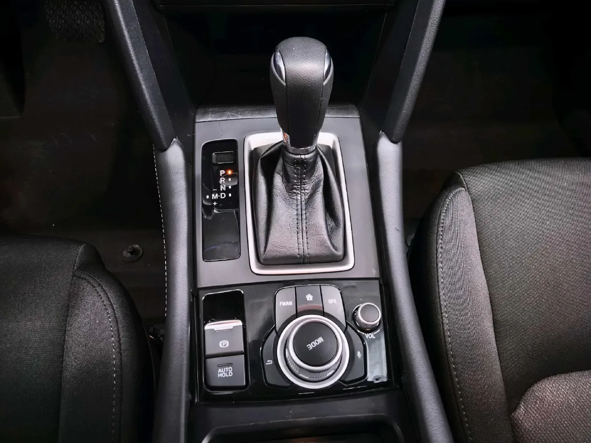 2021 Mazda CX-4 2.0L 158HP L4 6AT,autocango,china used car exporter,china ev exporter,chinese used car exporter,chinese used ev exporter