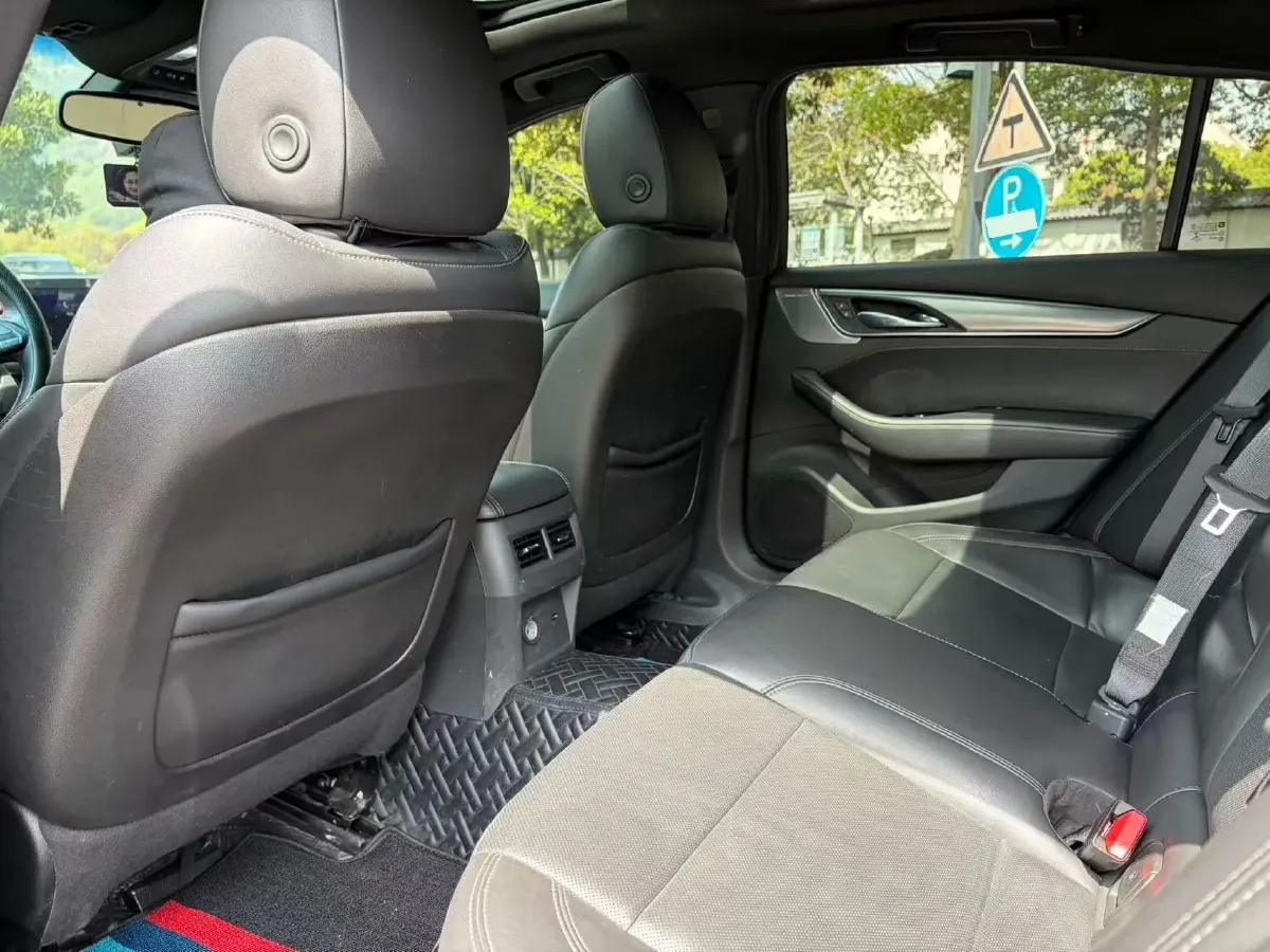 2021 Cadillac CT5 2.0T 237HP L4 10AT,autocango,china used car exporter,china ev exporter,chinese used car exporter,chinese used ev exporter