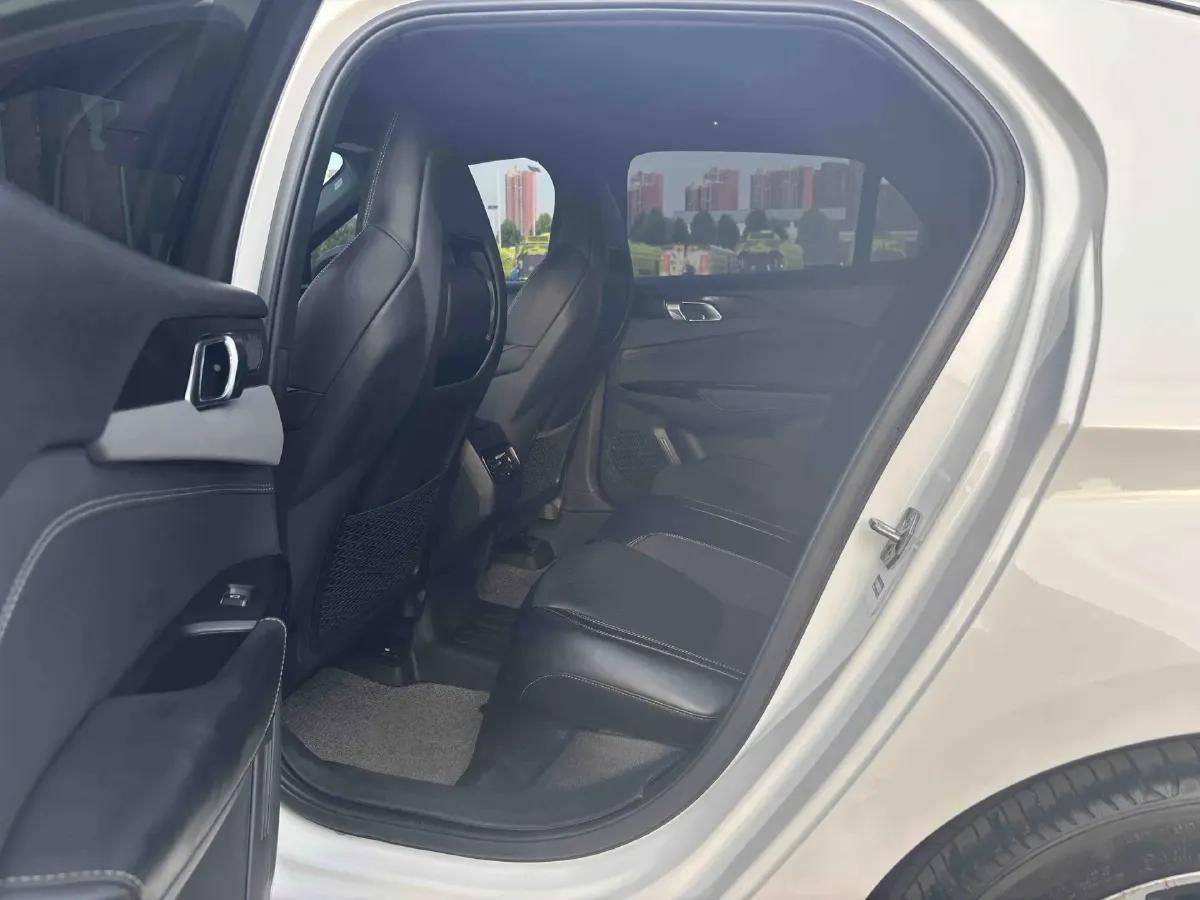 2022 LYNK&CO 03 2.0T 190HP L4 7DCT,autocango,china used car exporter,china ev exporter,chinese used car exporter,chinese used ev exporter