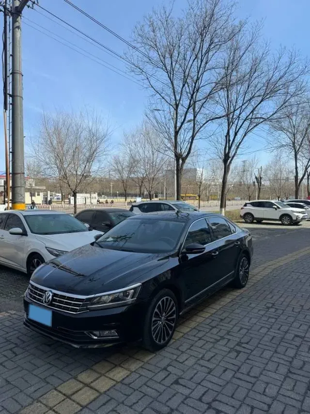 2016 Volkswagen Passat 1.8T 180HP L4 7DCT,autocango,china used car exporter,china ev exporter,chinese used car exporter,chinese used ev exporter