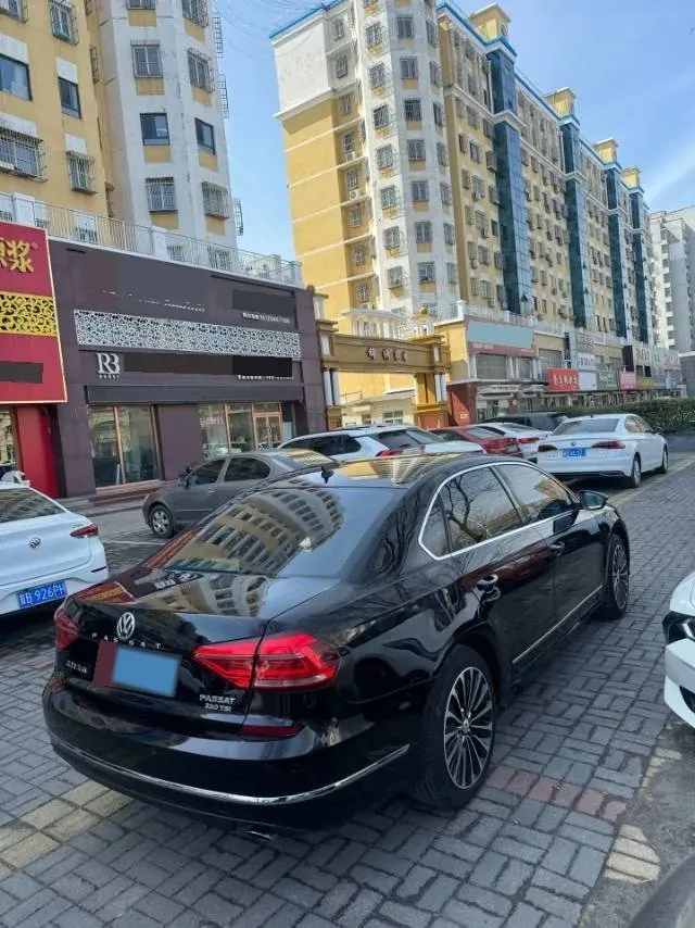 2016 Volkswagen Passat 1.8T 180HP L4 7DCT,autocango,china used car exporter,china ev exporter,chinese used car exporter,chinese used ev exporter