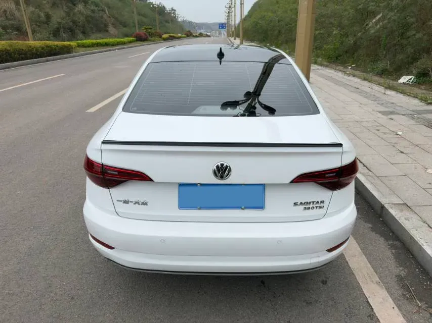 2021 Volkswagen Sagitar 1.2T 116HP L4 7DCT,autocango,china used car exporter,china ev exporter,chinese used car exporter,chinese used ev exporter