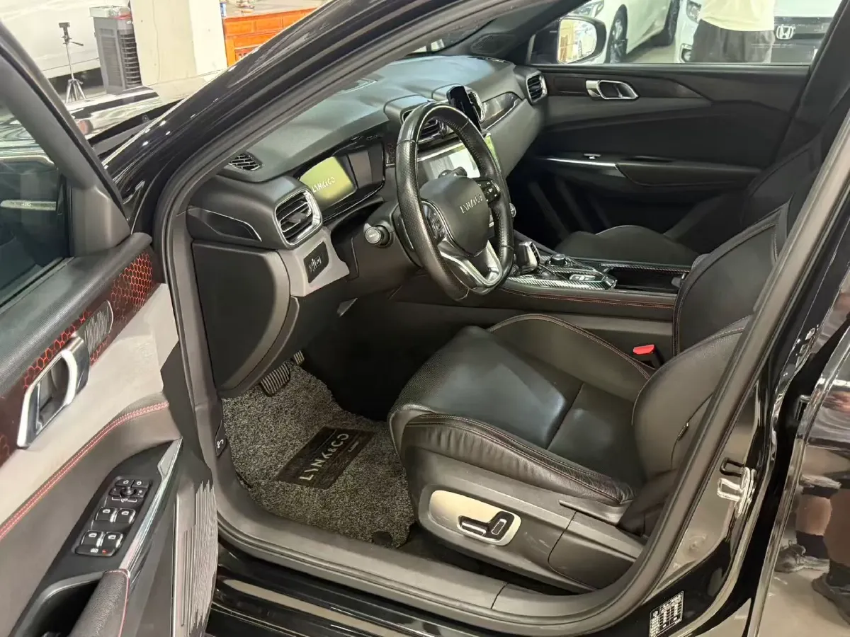 2019 LYNK&CO 03 2.0T 190HP L4 6AT,autocango,china used car exporter,china ev exporter,chinese used car exporter,chinese used ev exporter