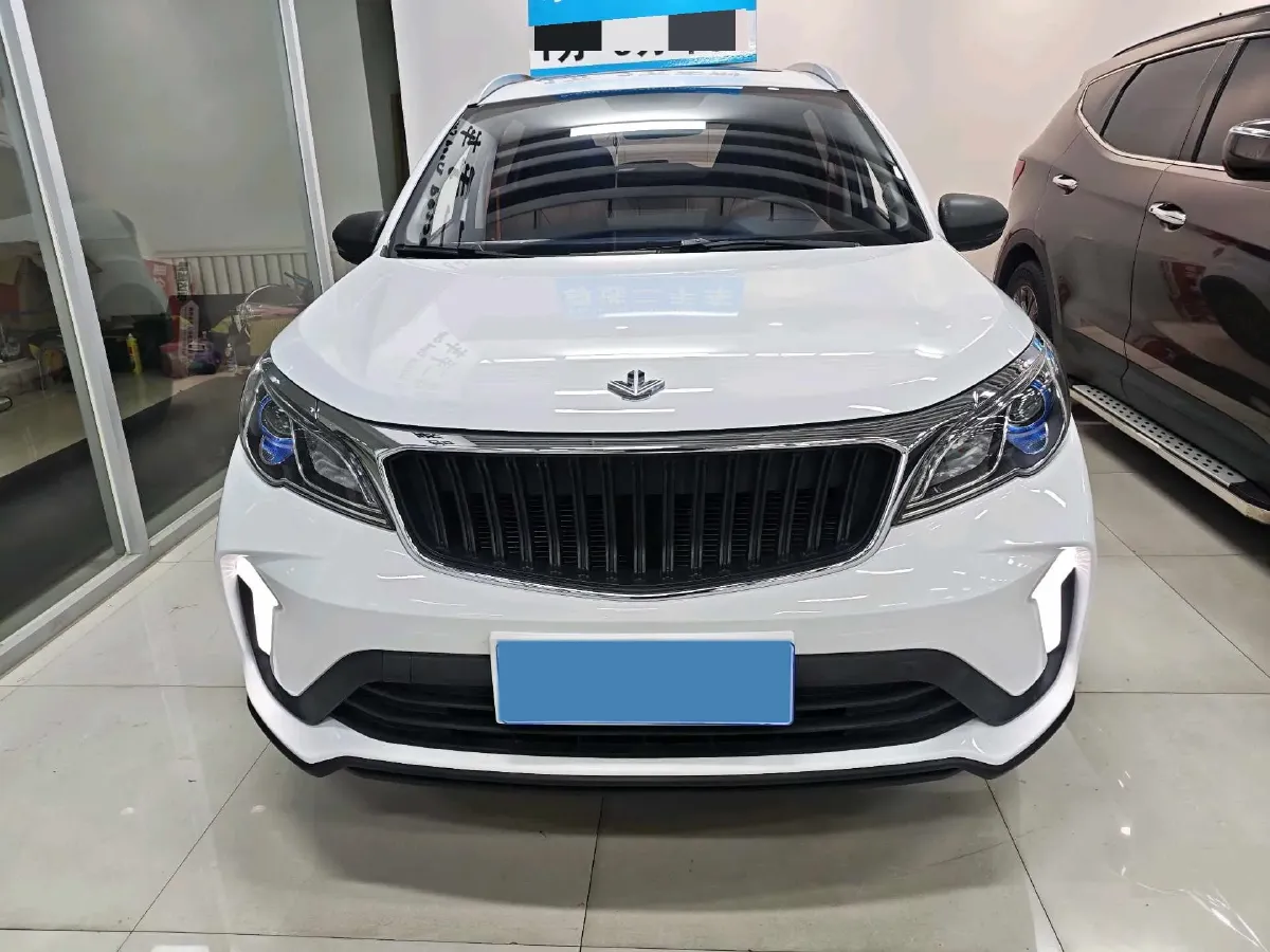 2022 Livan X3 PRO 1.5L 113HP L4 CVT,autocango,china used car exporter,china ev exporter,chinese used car exporter,chinese used ev exporter