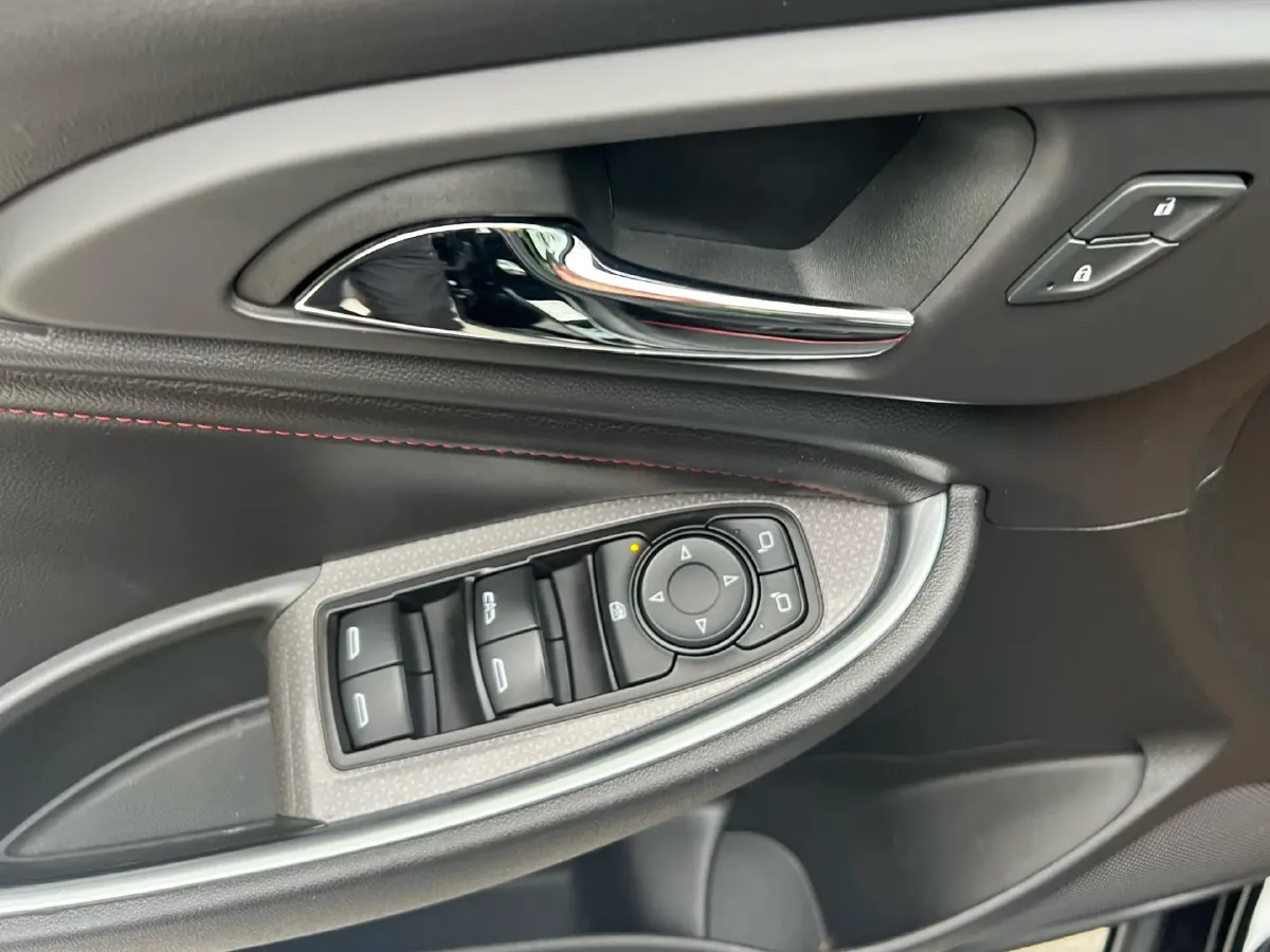 2019 Chevrolet Malibu XL 2.0T 241HP L4 9AT,autocango,china used car exporter,china ev exporter,chinese used car exporter,chinese used ev exporter