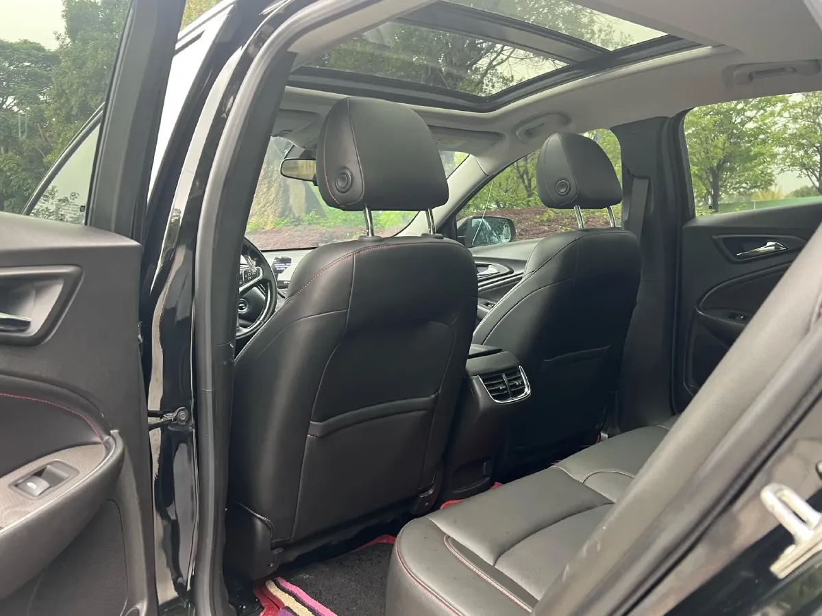 2019 Chevrolet Malibu XL 2.0T 241HP L4 9AT,autocango,china used car exporter,china ev exporter,chinese used car exporter,chinese used ev exporter