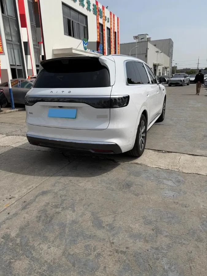 2025 AITO AITO M8 BEV,autocango,china used car exporter,china ev exporter,chinese used car exporter,chinese used ev exporter