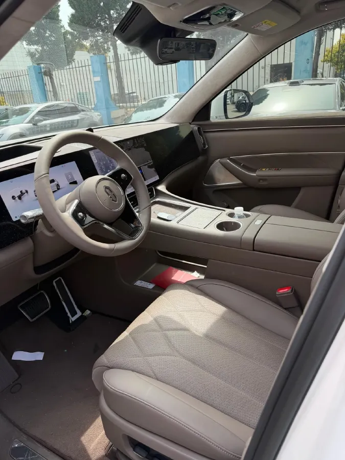 2025 AITO AITO M8 BEV,autocango,china used car exporter,china ev exporter,chinese used car exporter,chinese used ev exporter