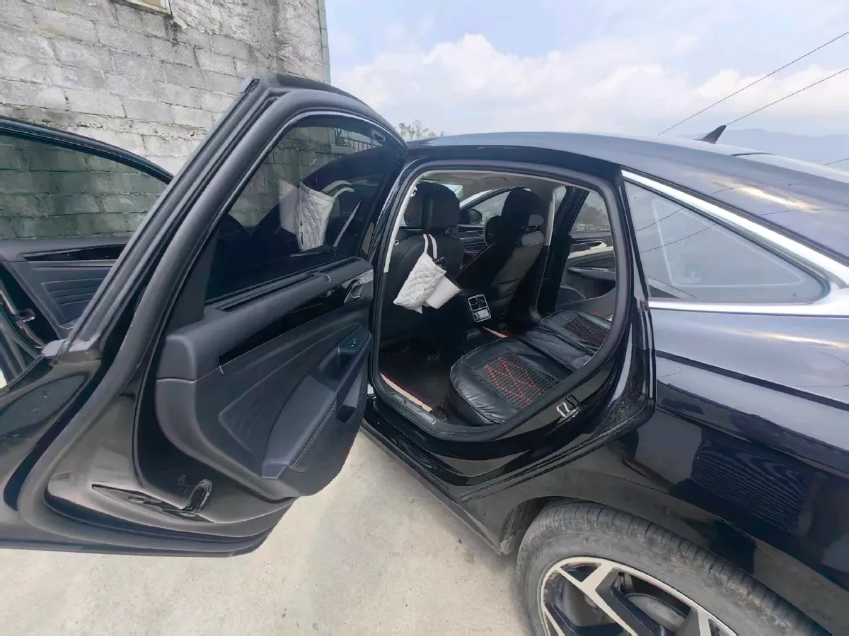 2023 Volkswagen Passat 2.0T 186HP L4 7DCT,autocango,china used car exporter,china ev exporter,chinese used car exporter,chinese used ev exporter