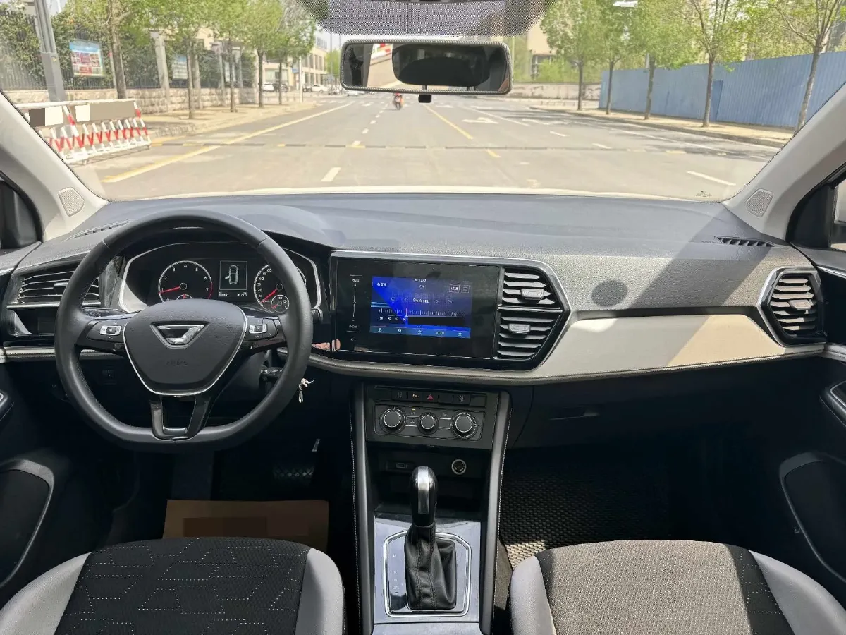 2023 Jetta VS7 1.4T 150HP L4 6AT,autocango,china used car exporter,china ev exporter,chinese used car exporter,chinese used ev exporter