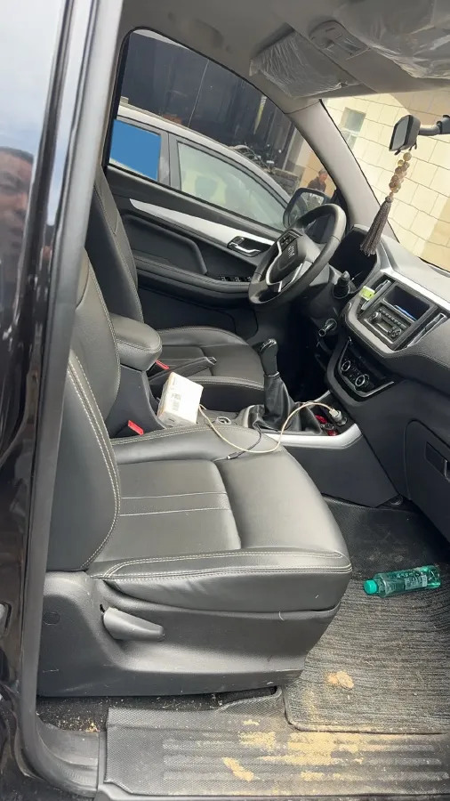 2022 Isuzu RE-MAX Jim 2.8T 120HP L4 5MT,autocango,china used car exporter,china ev exporter,chinese used car exporter,chinese used ev exporter