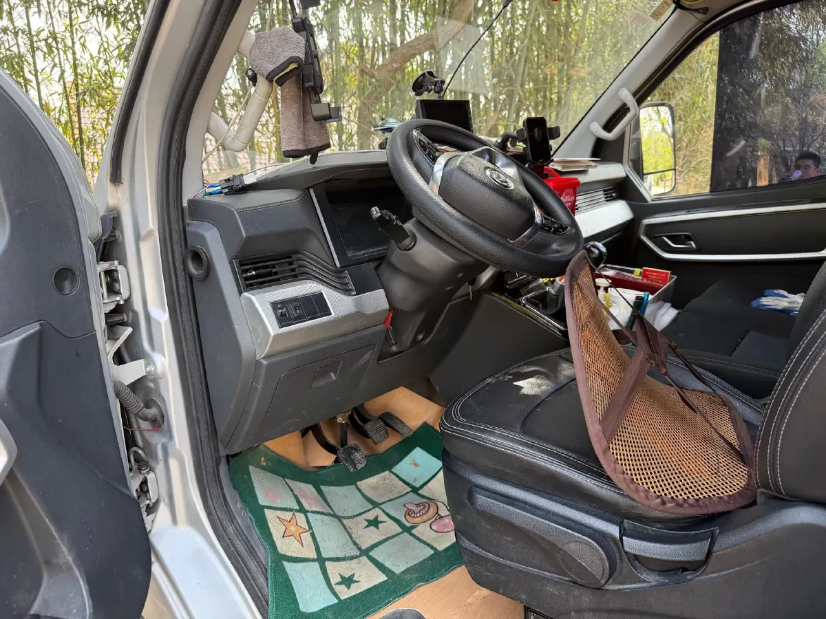 2023 DongFeng DFAC YuFeng 2.3T 143HP L4 6MT,autocango,china used car exporter,china ev exporter,chinese used car exporter,chinese used ev exporter