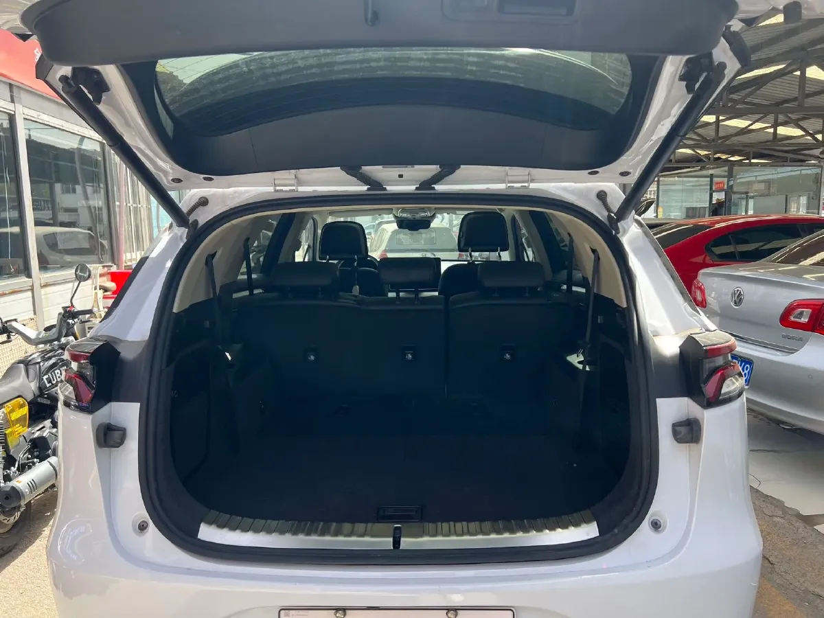 2019 Buick EnvisionPlus 2.0T 260HP L4 9AT,autocango,china used car exporter,china ev exporter,chinese used car exporter,chinese used ev exporter