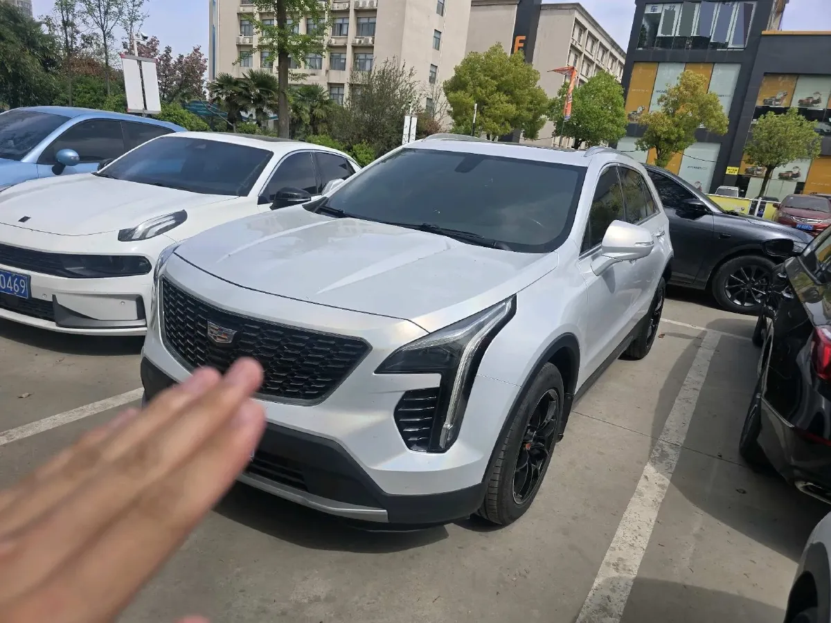 2021 Cadillac XT4 2.0T 237HP L4 9AT,autocango,china used car exporter,china ev exporter,chinese used car exporter,chinese used ev exporter