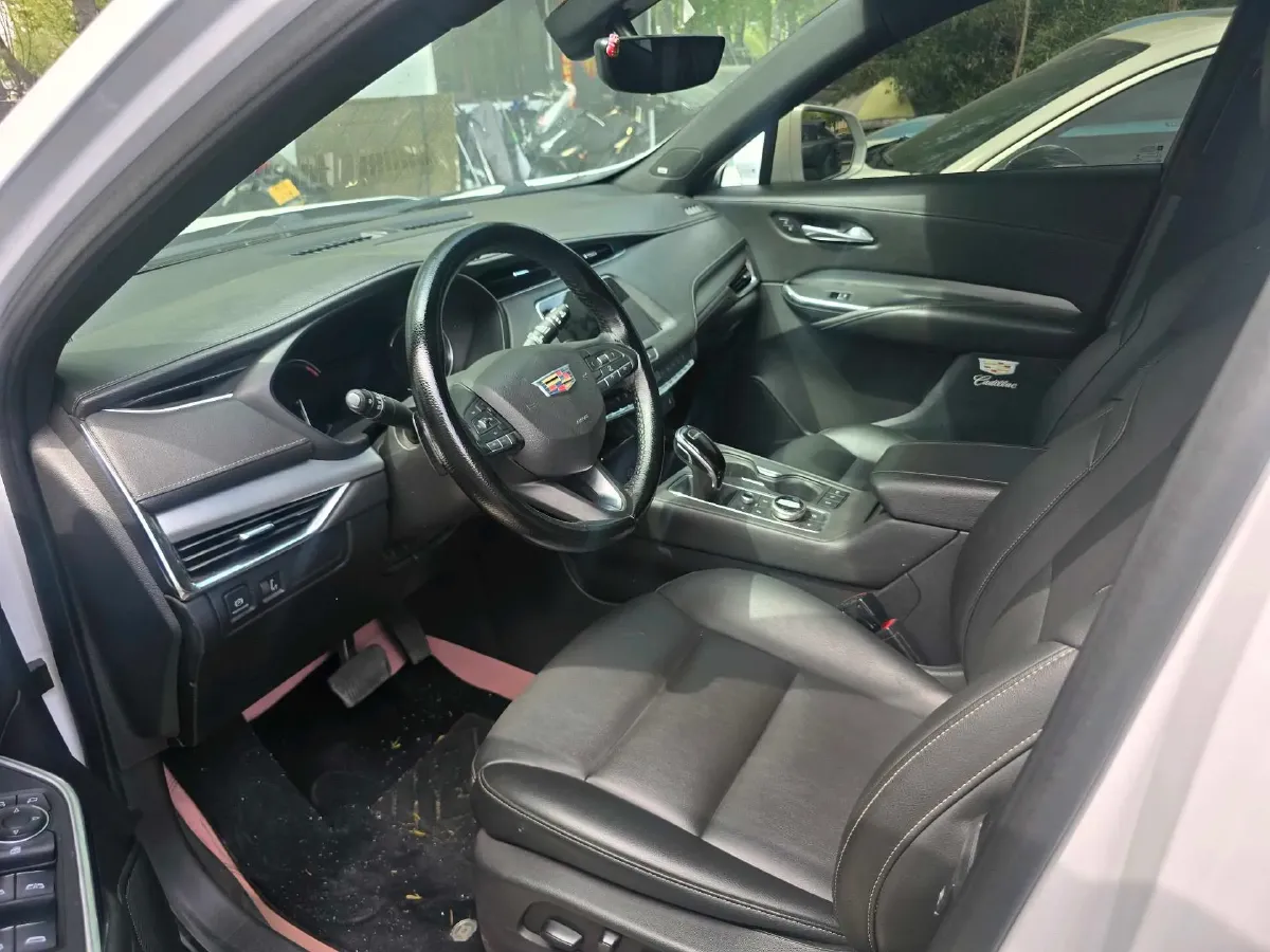 2021 Cadillac XT4 2.0T 237HP L4 9AT,autocango,china used car exporter,china ev exporter,chinese used car exporter,chinese used ev exporter