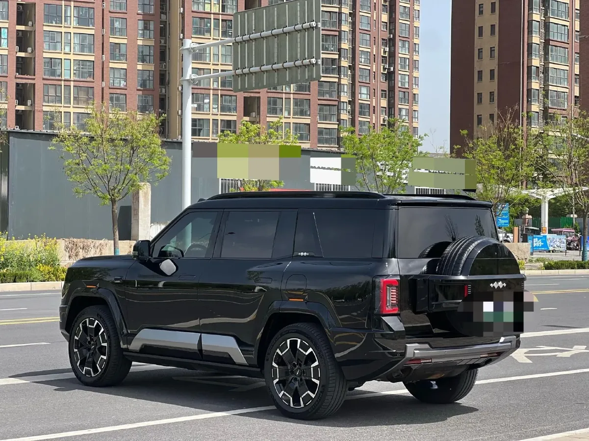 2025 FangChengBao Bao 8 2.0T 245HP L4 E-CVT PHEV 36.8KWH,autocango,china used car exporter,china ev exporter,chinese used car exporter,chinese used ev exporter