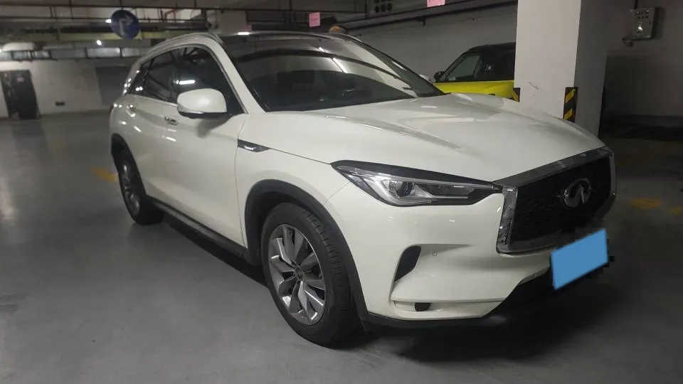 2020 Infiniti QX50 2.0T 272HP L4 CVT,autocango,china used car exporter,china ev exporter,chinese used car exporter,chinese used ev exporter