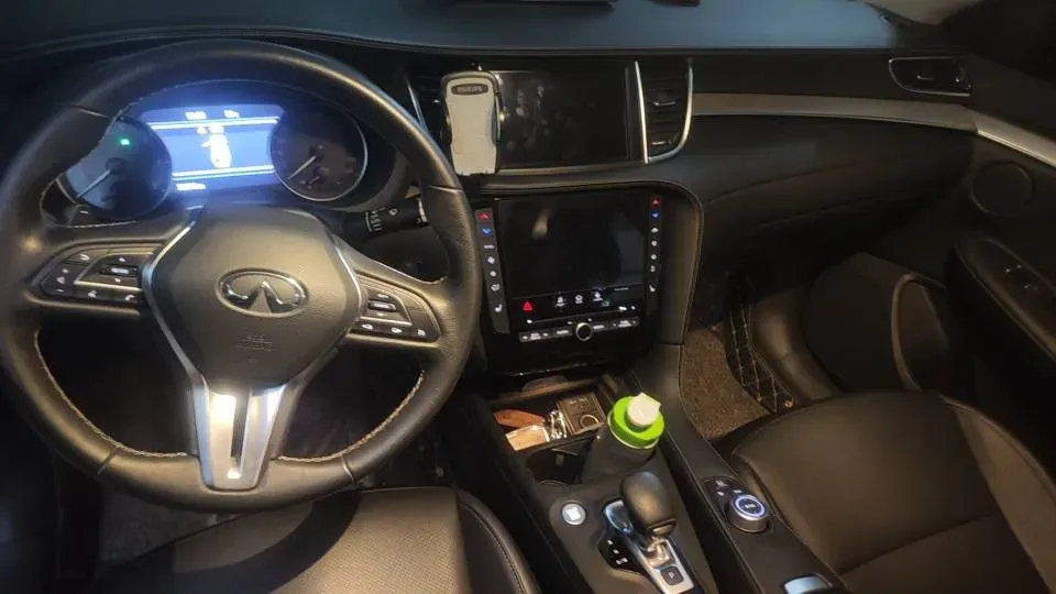 2020 Infiniti QX50 2.0T 272HP L4 CVT,autocango,china used car exporter,china ev exporter,chinese used car exporter,chinese used ev exporter