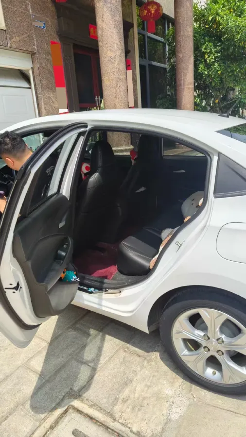 2020 Chevrolet Cavalier 1.0T 125HP L3 6AT,autocango,china used car exporter,china ev exporter,chinese used car exporter,chinese used ev exporter