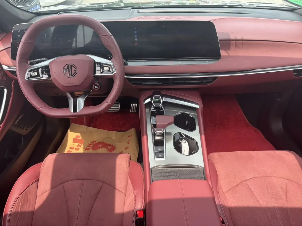 2023 MG 7 2.0T 261HP L4 9AT,autocango,china used car exporter,china ev exporter,chinese used car exporter,chinese used ev exporter