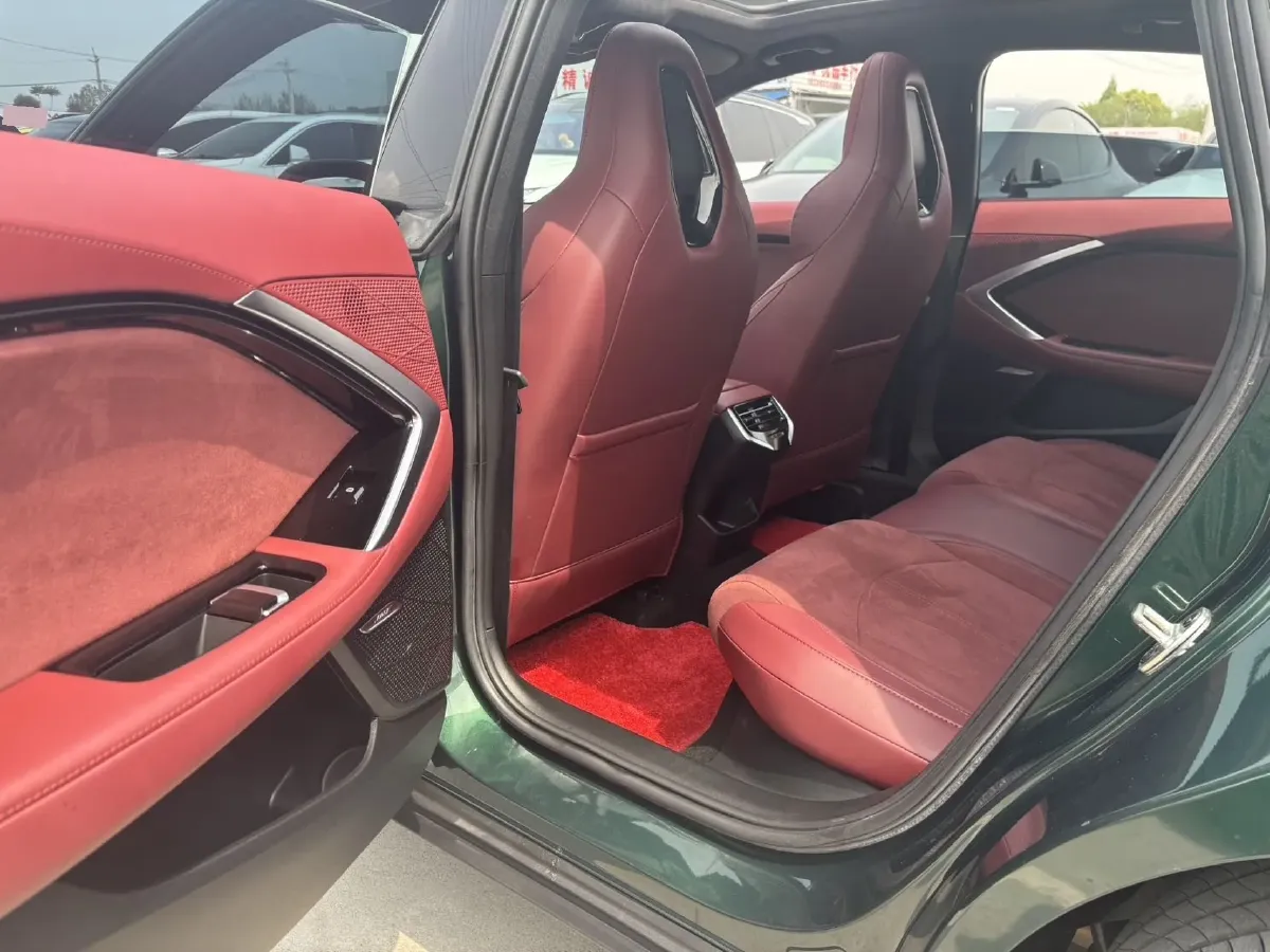 2023 MG 7 2.0T 261HP L4 9AT,autocango,china used car exporter,china ev exporter,chinese used car exporter,chinese used ev exporter