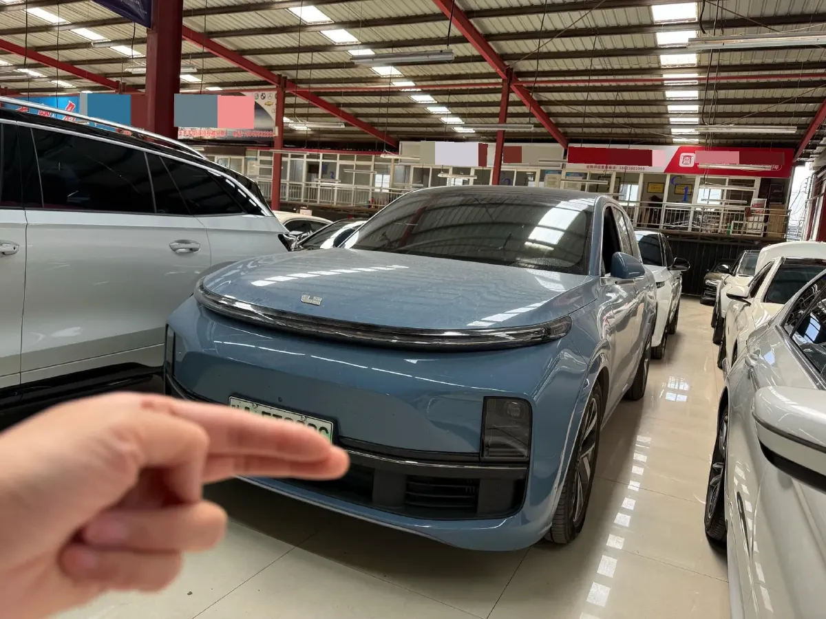 2023 Li L8 Range Extended 154HP REEV 40.9KWH,autocango,china used car exporter,china ev exporter,chinese used car exporter,chinese used ev exporter