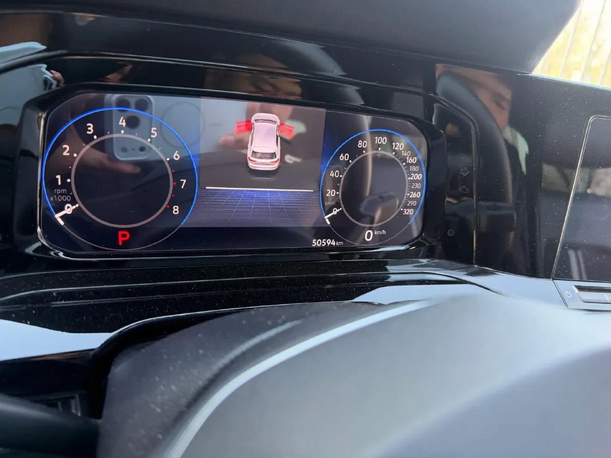 2023 Volkswagen Golf 1.4T 150HP L4 7DCT,autocango,china used car exporter,china ev exporter,chinese used car exporter,chinese used ev exporter