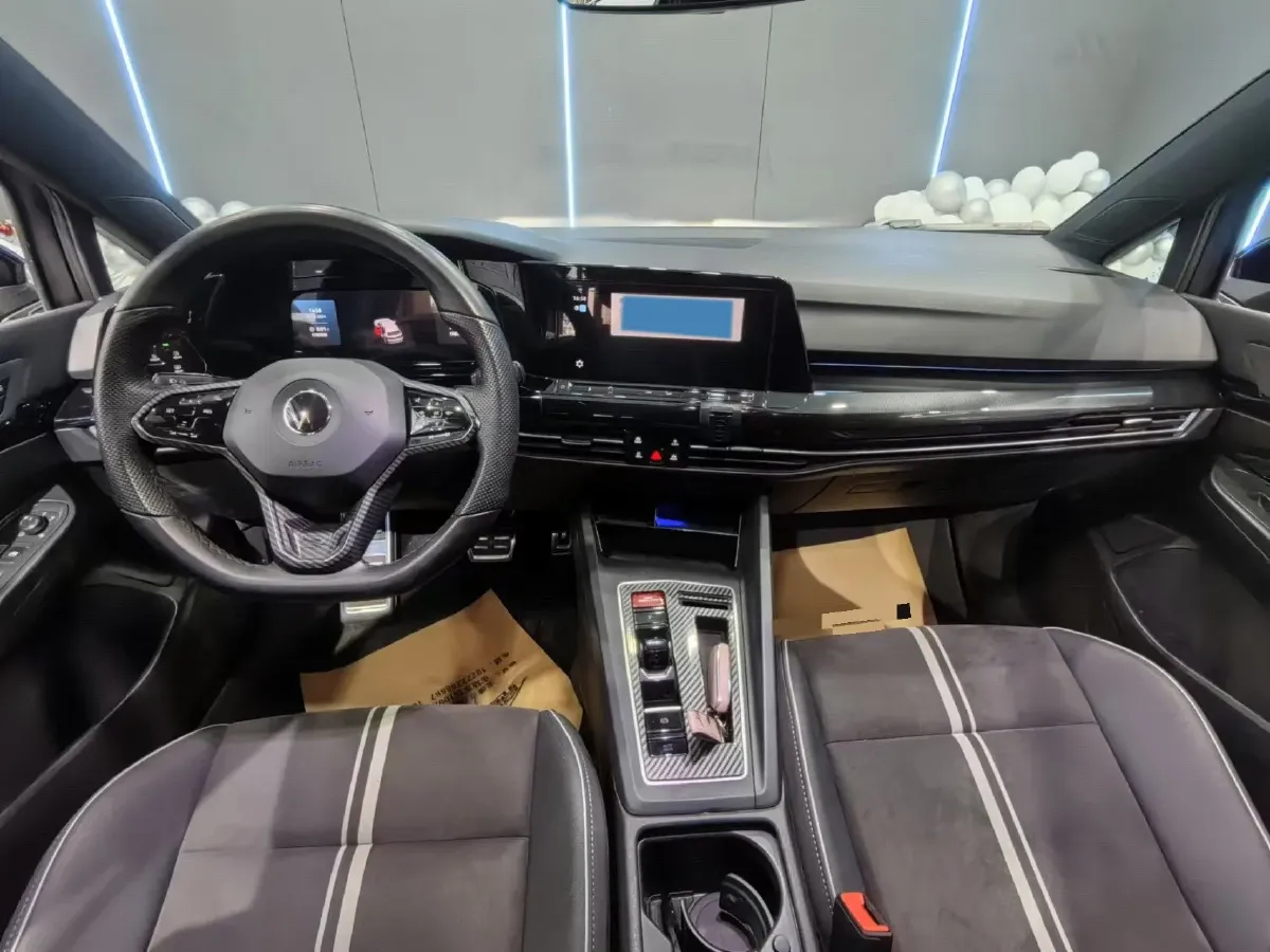 2023 Volkswagen Golf 1.4T 150HP L4 7DCT,autocango,china used car exporter,china ev exporter,chinese used car exporter,chinese used ev exporter