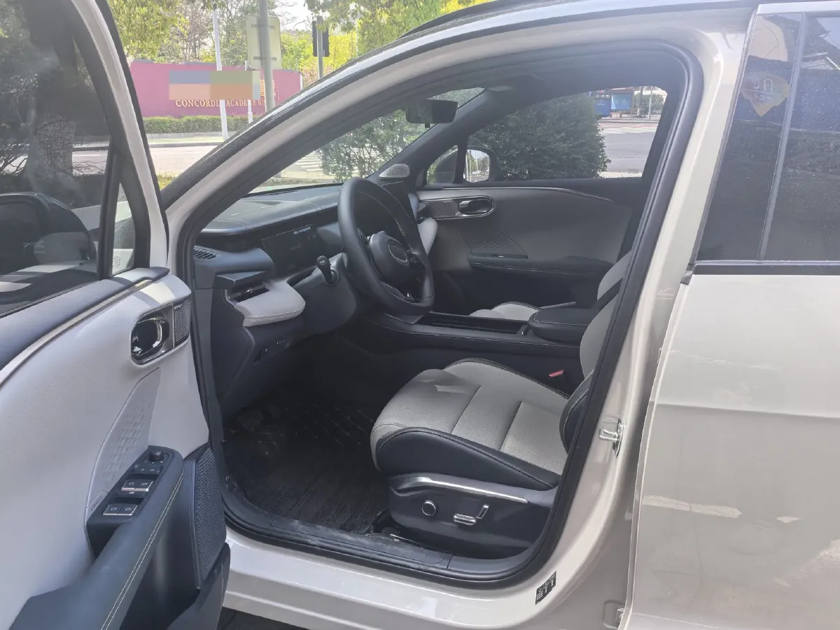 2026 LYNK&CO 06 1.5T 181HP L4 7DCT,autocango,china used car exporter,china ev exporter,chinese used car exporter,chinese used ev exporter