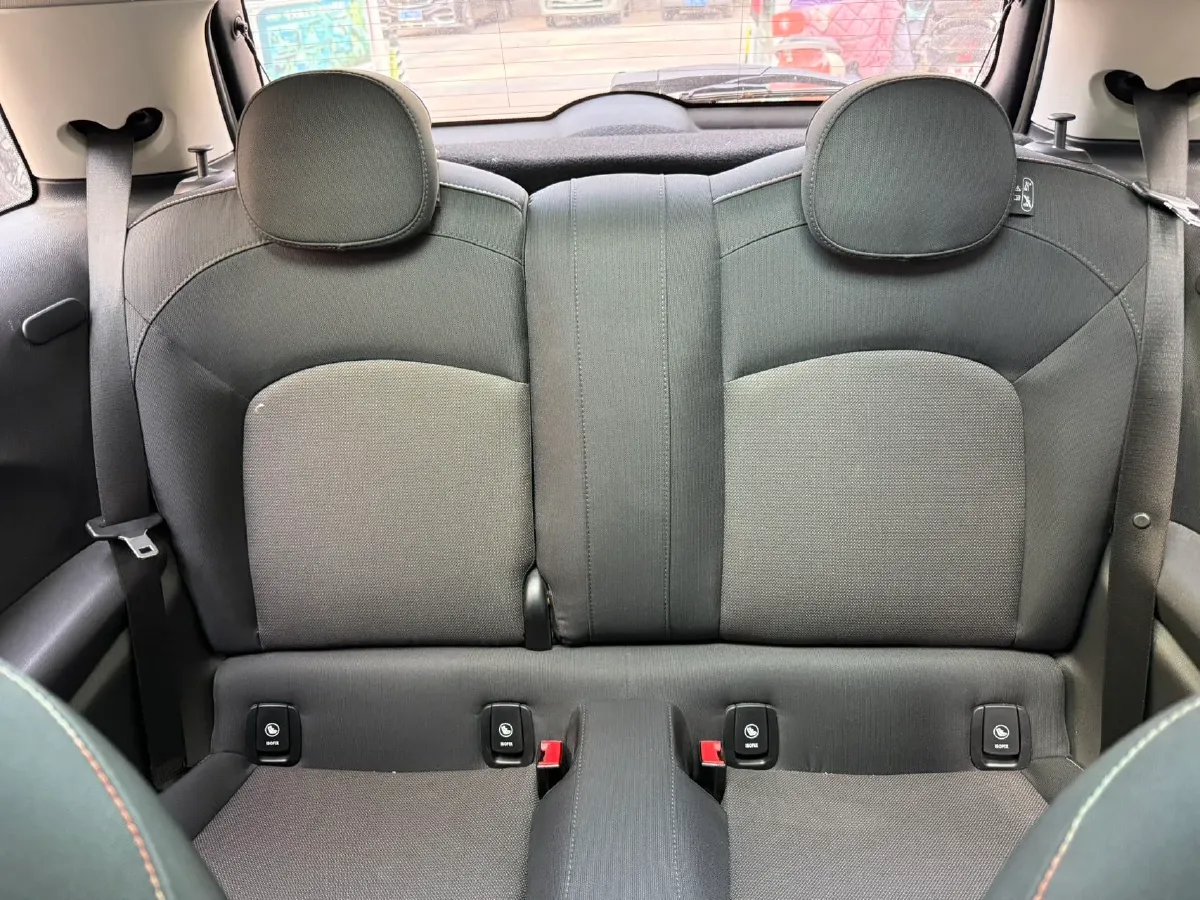 2019 MINI MINI 1.5T 102HP L3 7DCT,autocango,china used car exporter,china ev exporter,chinese used car exporter,chinese used ev exporter