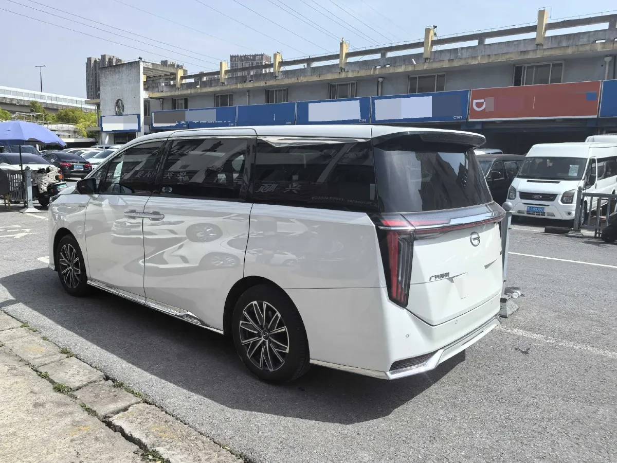 2024 GAC Trumpchi M8 2.0T 252HP L4 8AT,autocango,china used car exporter,china ev exporter,chinese used car exporter,chinese used ev exporter