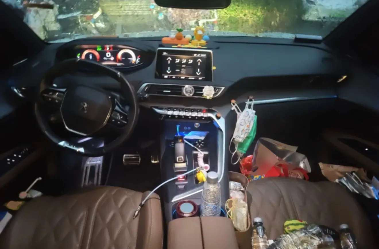 2019 Peugeot 5008 1.8T 211HP L4 8AT,autocango,china used car exporter,china ev exporter,chinese used car exporter,chinese used ev exporter