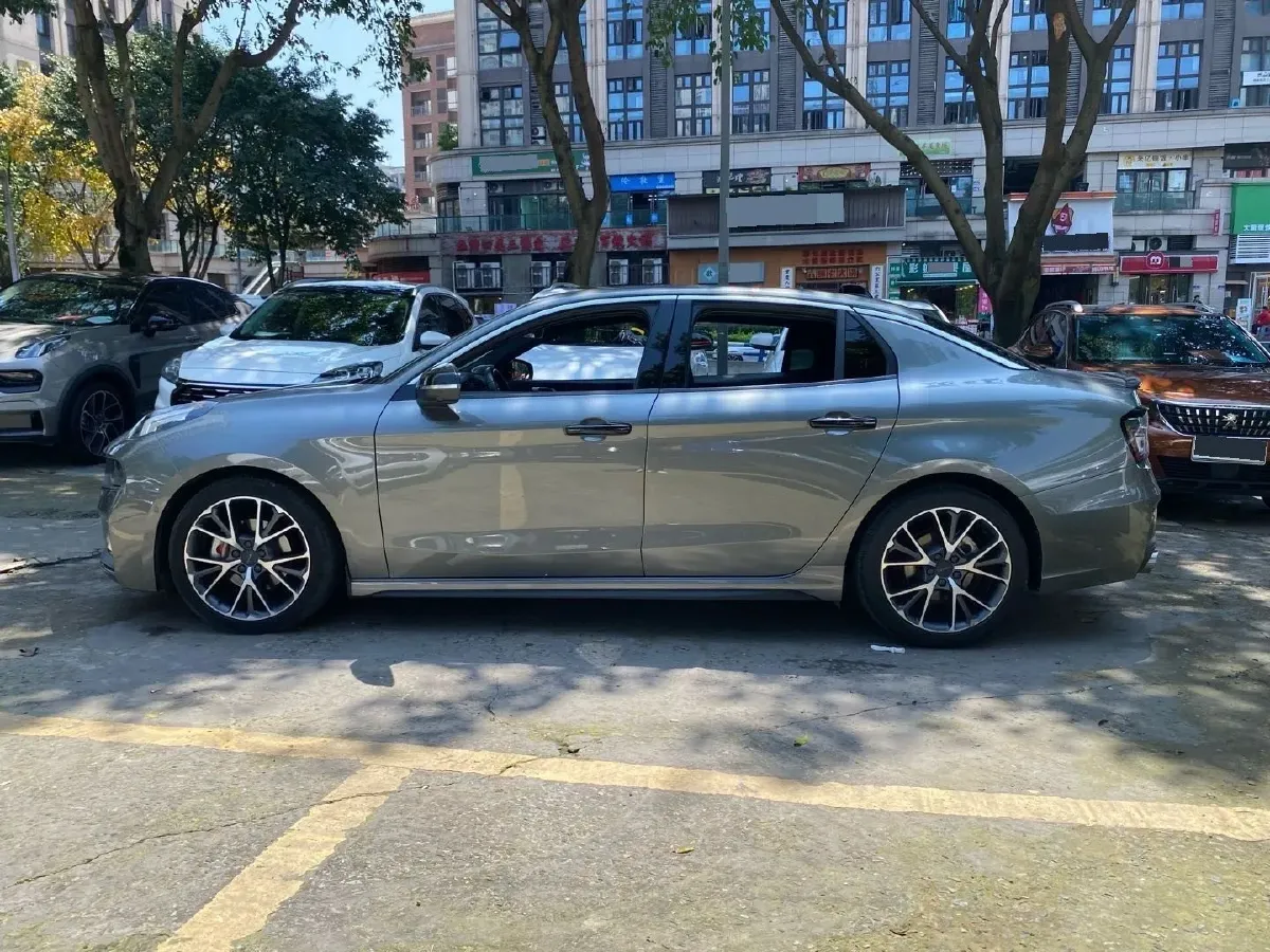 2022 LYNK&CO 03 2.0T 190HP L4 7DCT,autocango,china used car exporter,china ev exporter,chinese used car exporter,chinese used ev exporter