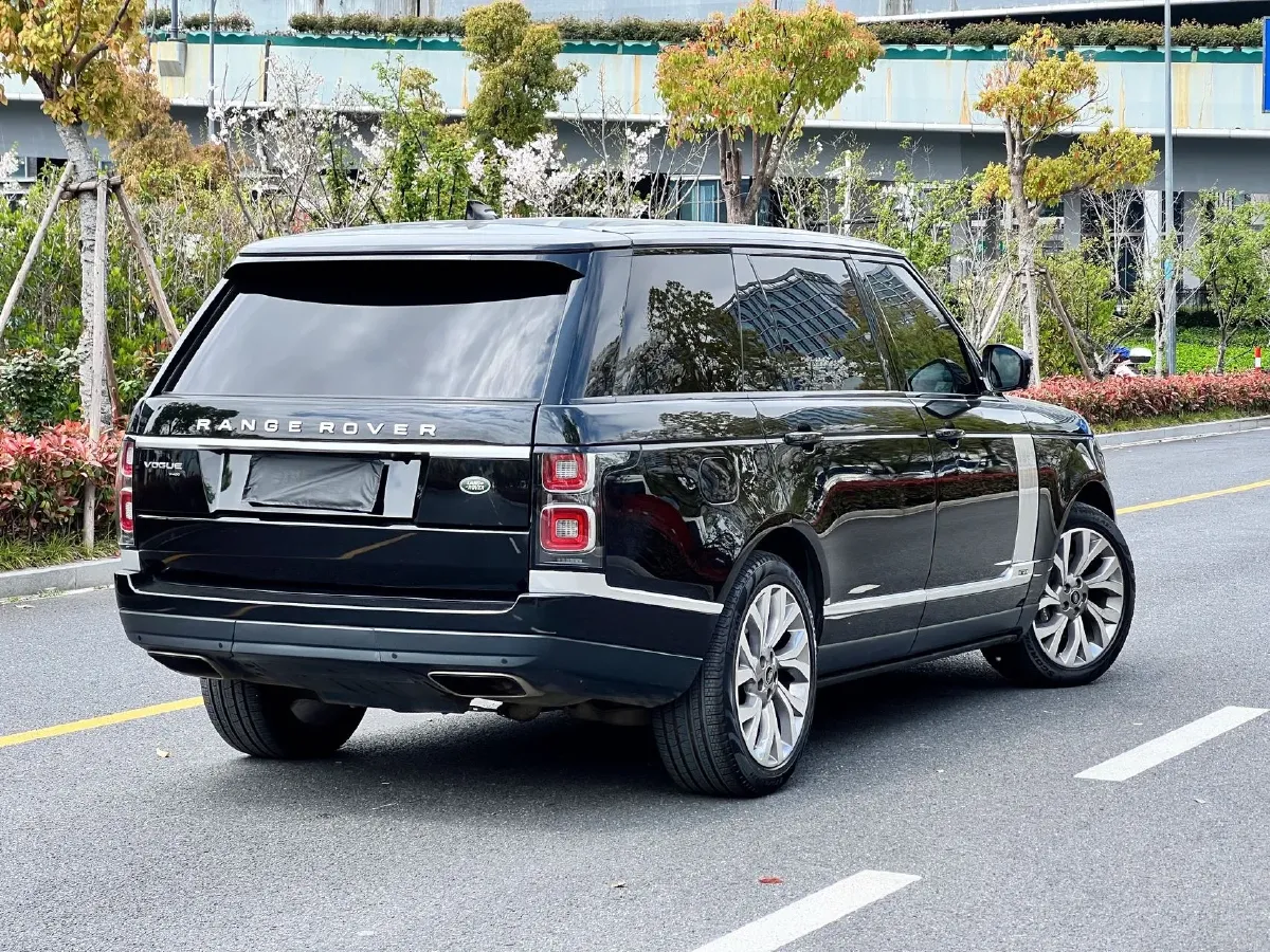 2021 Land Rover Range Rover 3.0T 400HP L6 8AT,autocango,china used car exporter,china ev exporter,chinese used car exporter,chinese used ev exporter