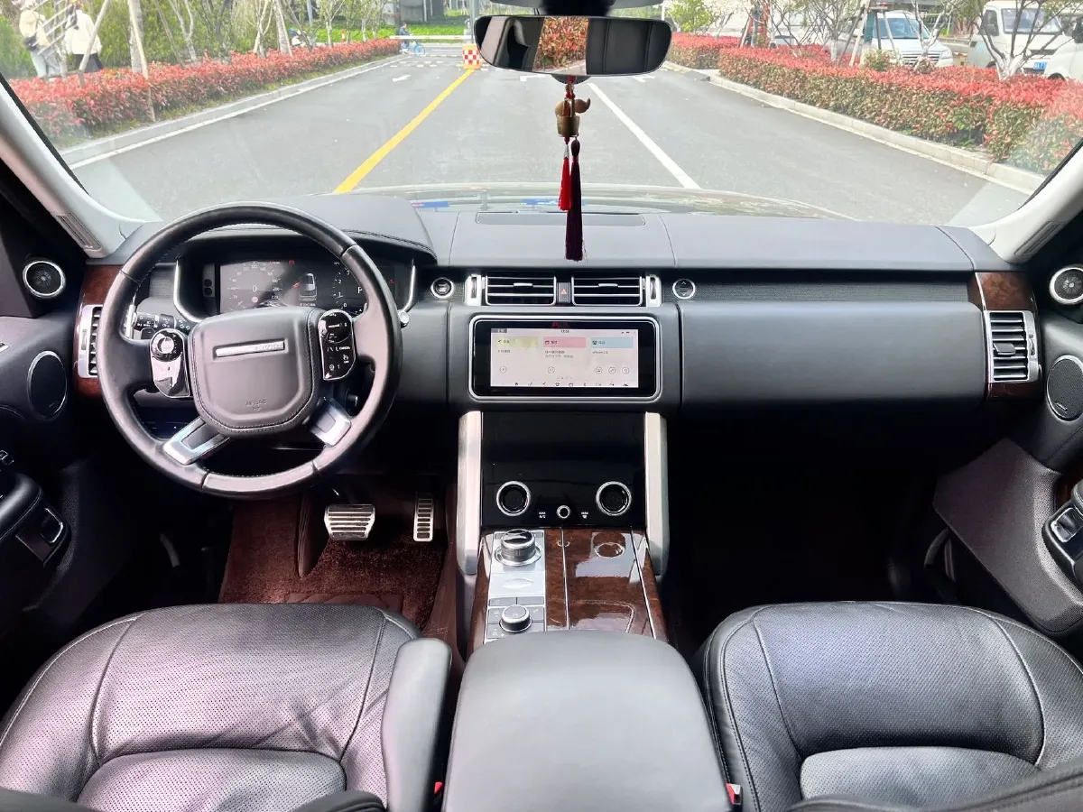 2021 Land Rover Range Rover 3.0T 400HP L6 8AT,autocango,china used car exporter,china ev exporter,chinese used car exporter,chinese used ev exporter