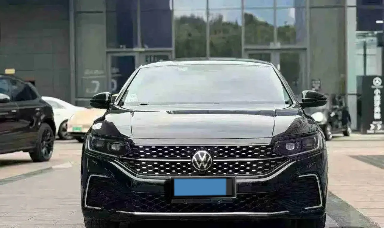 2022 Skoda Kodiak GT 2.0T 186HP L4 7DCT,autocango,china used car exporter,china ev exporter,chinese used car exporter,chinese used ev exporter
