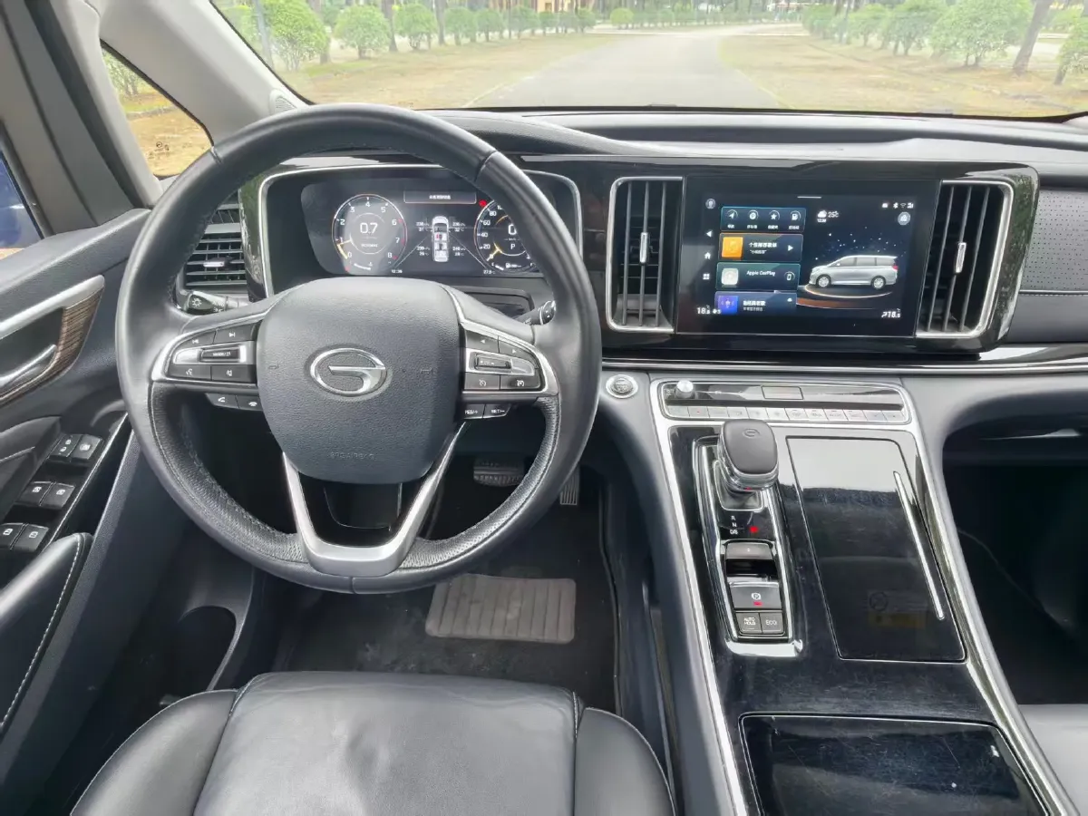 2021 GAC Trumpchi M8 2.0T 252HP L4 8AT,autocango,china used car exporter,china ev exporter,chinese used car exporter,chinese used ev exporter